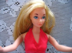 70 BARBIE RED DRESS_01